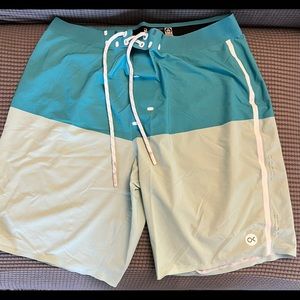 Outerknown Apex Boardshorts - size 31